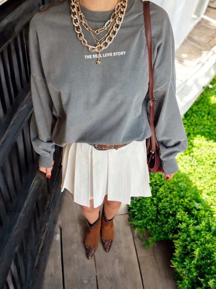 Premium Sırtı Taşlı Gri Sweathirt