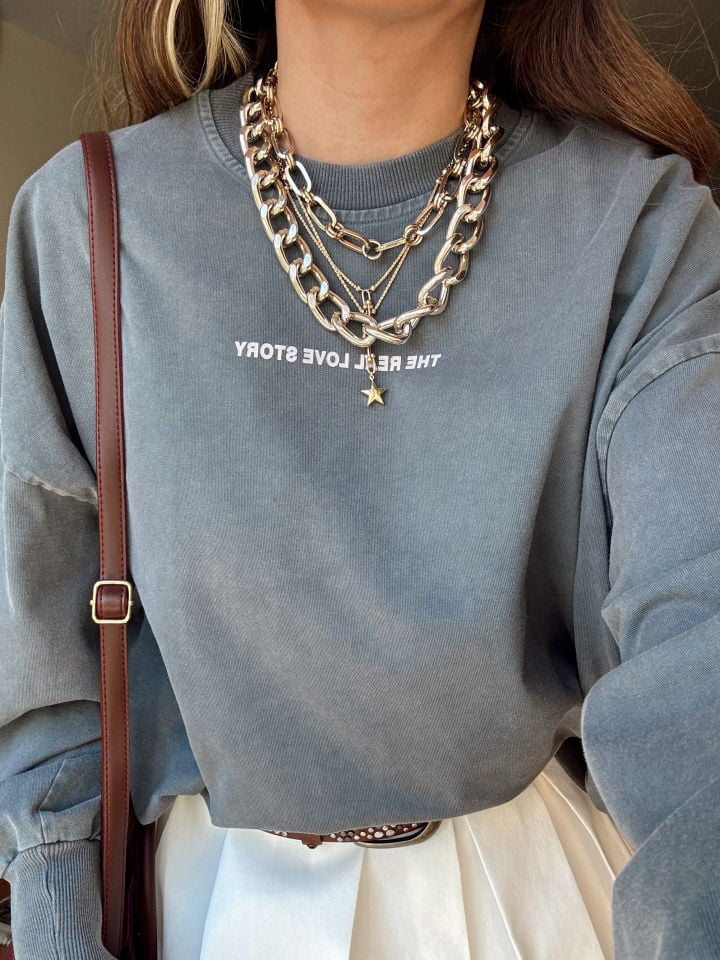 Premium Sırtı Taşlı Gri Sweathirt