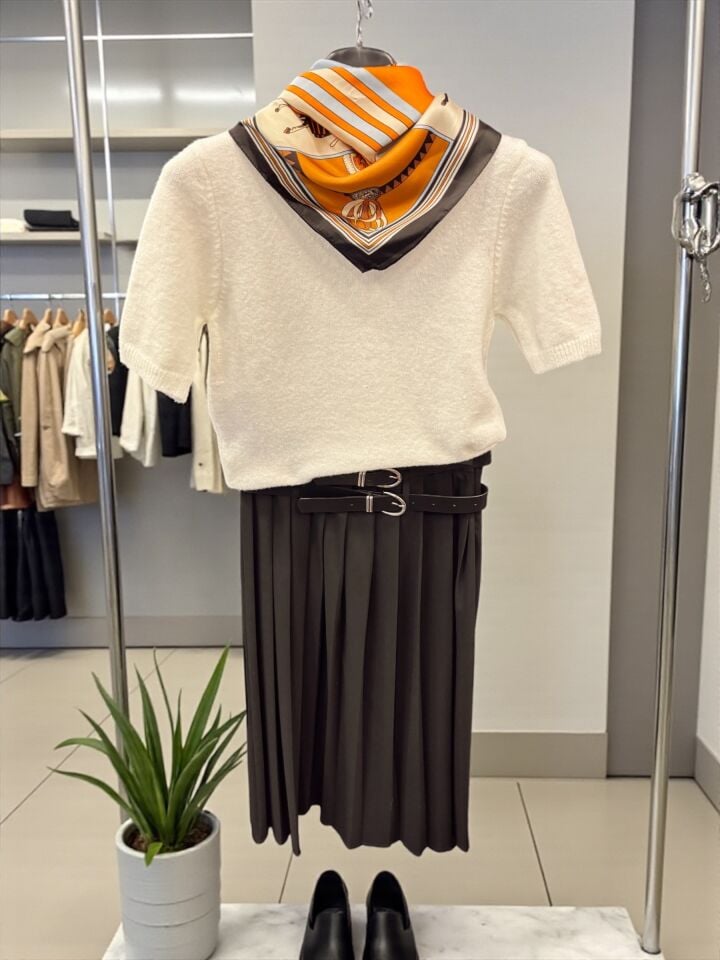 Işıltılı Kısa Kol Triko Kazak Beyaz