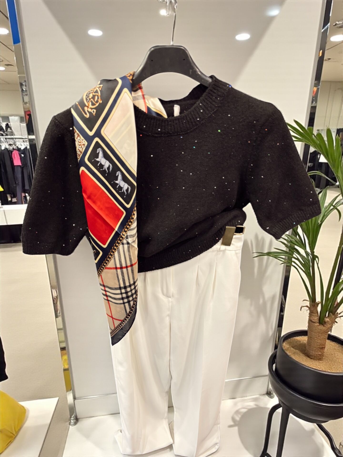 Işıltılı Kısa Kol Triko Kazak Siyah