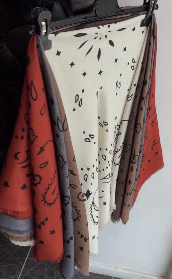 Etnik Desenli Şal Camel