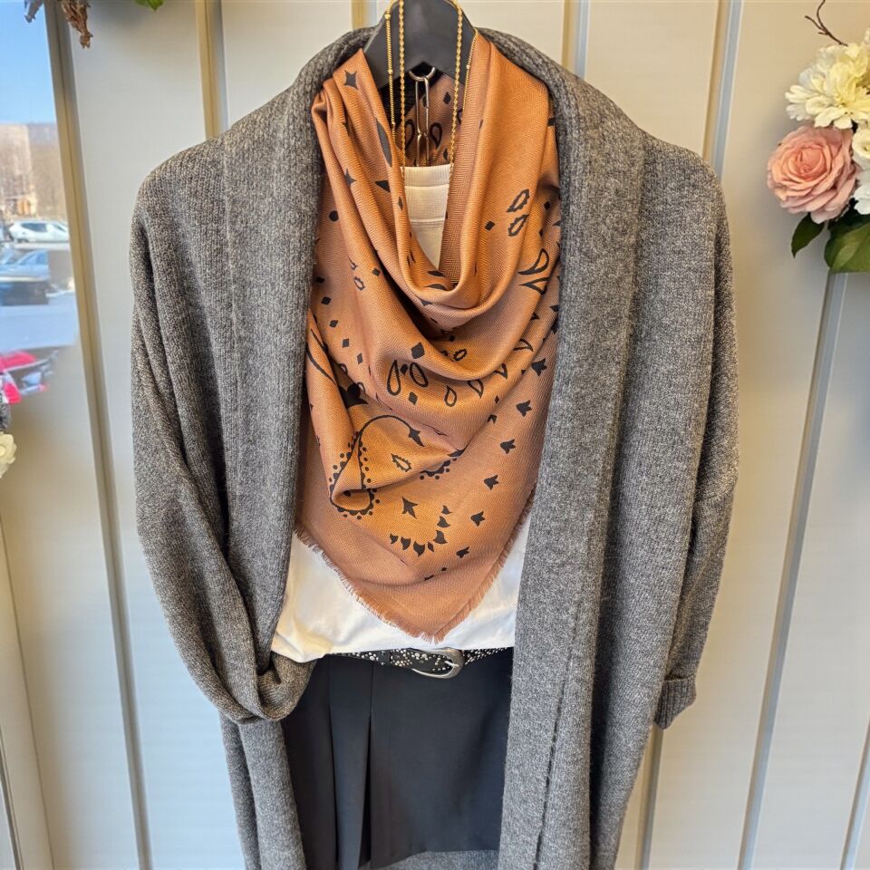 Etnik Desenli Şal Camel