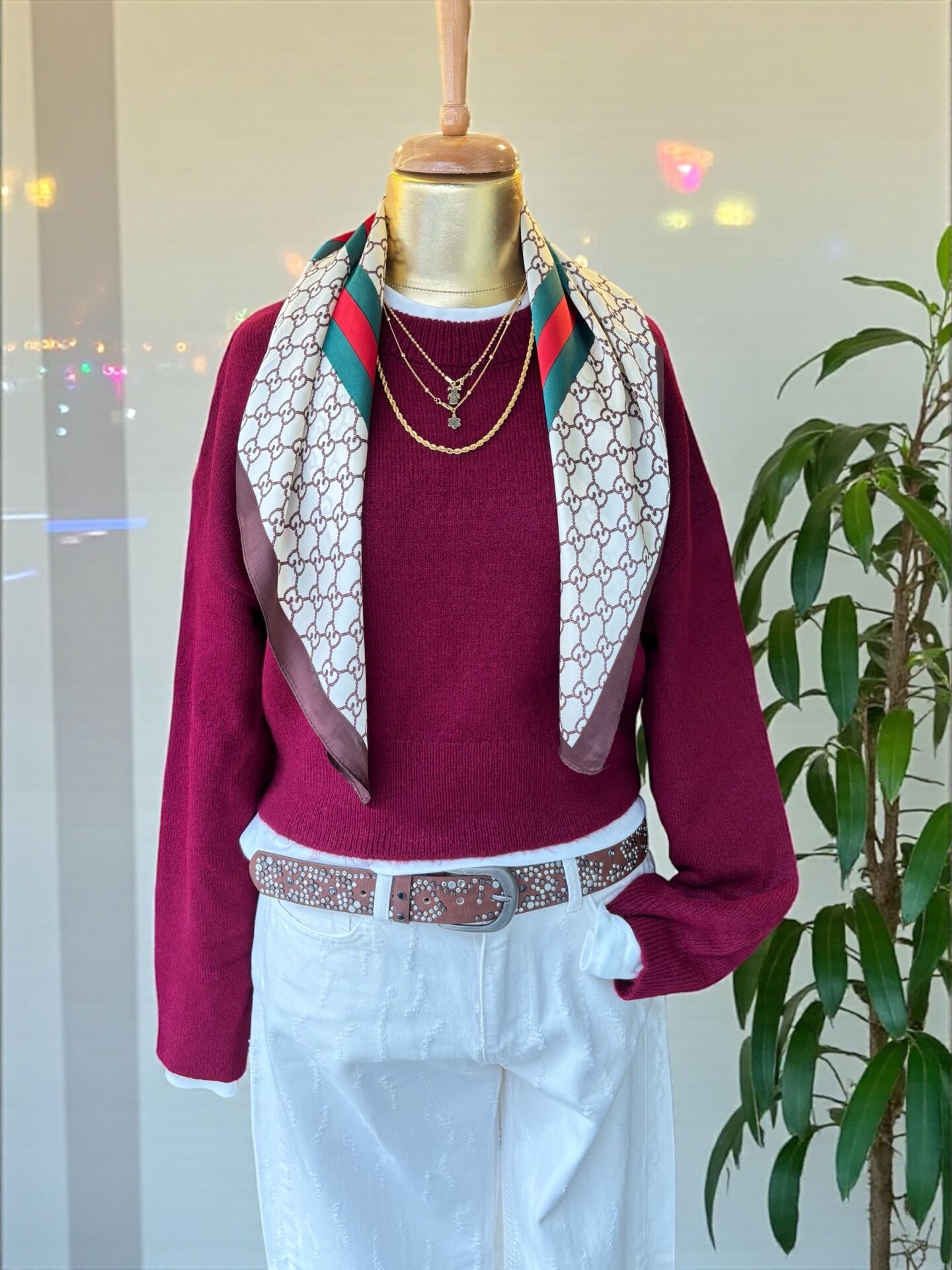 Yumuşak Dokulu Bordo Kazak