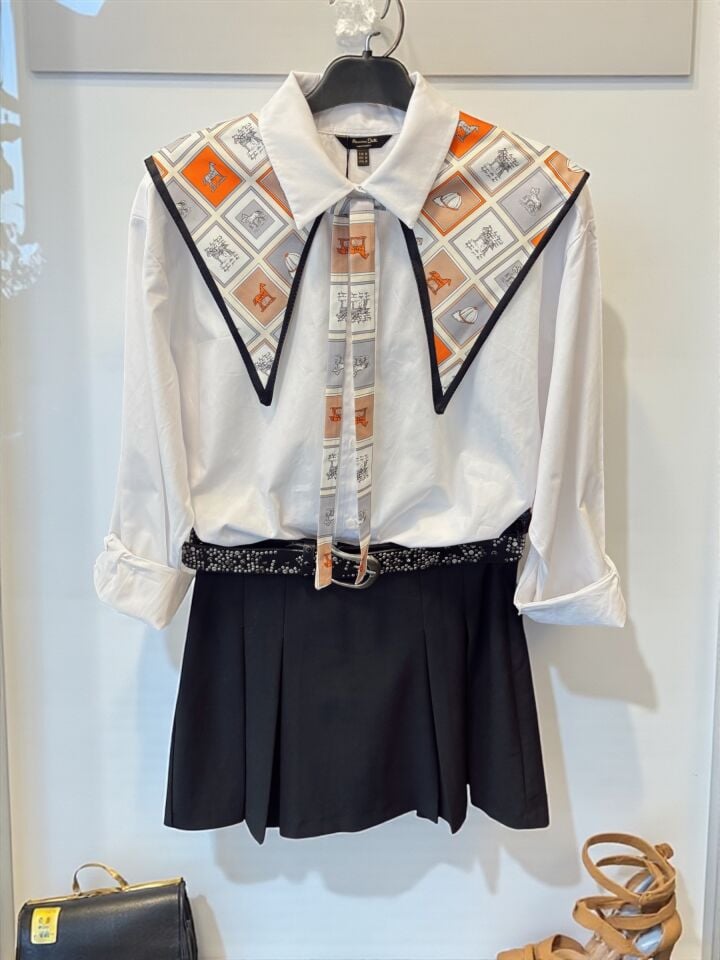 İthal Renkli Mini At Desenli Yakalık