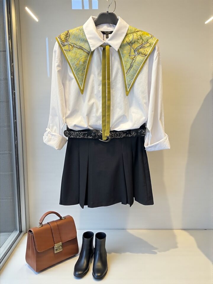 İthal Renkli Manzara Desenli Yakalık