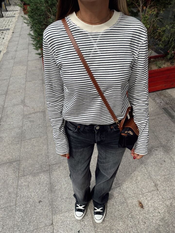 Massi Çizgili Sweatshirt Siyah Ekru