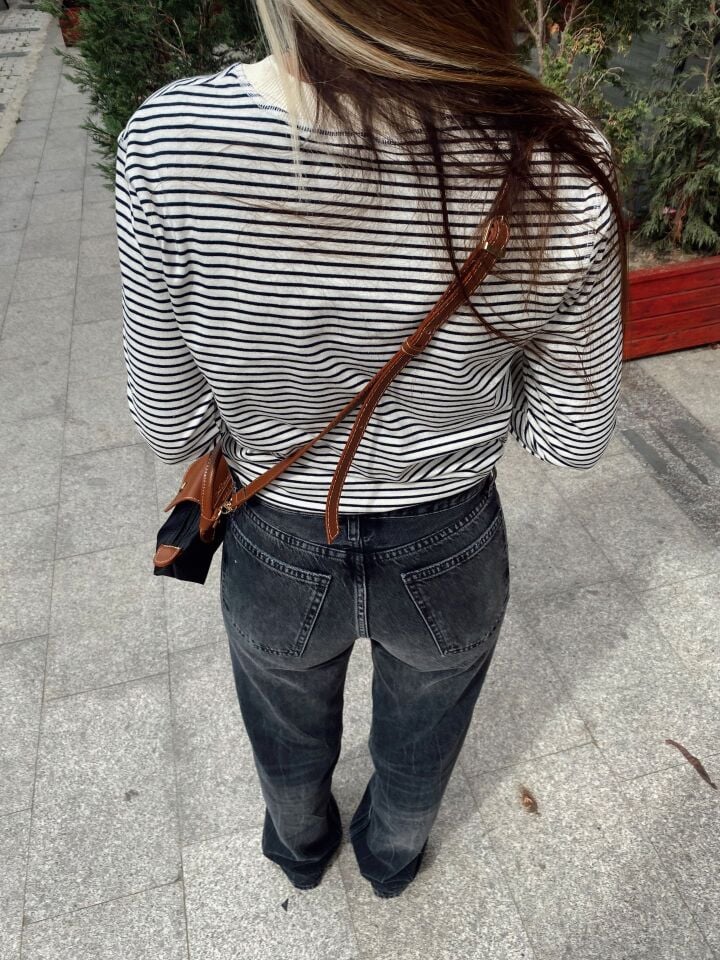 Massi Çizgili Sweatshirt Siyah Ekru