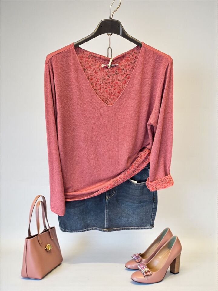 İthal İç Kısmı Çiçek Tasarımlı V Yaka Bluz Açık Bordo
