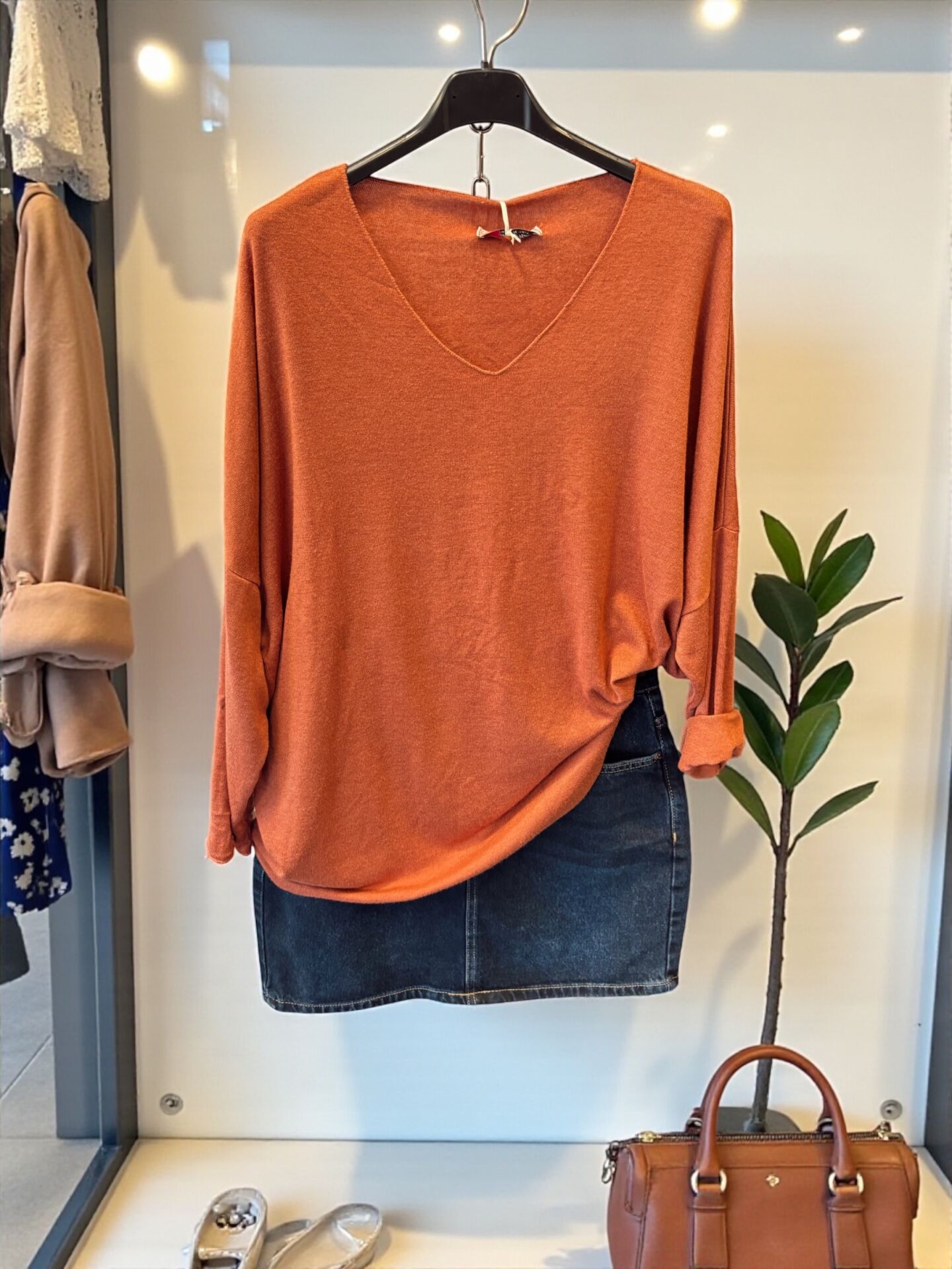 İthal V Yaka Oversize Angora Kazak Kiremit